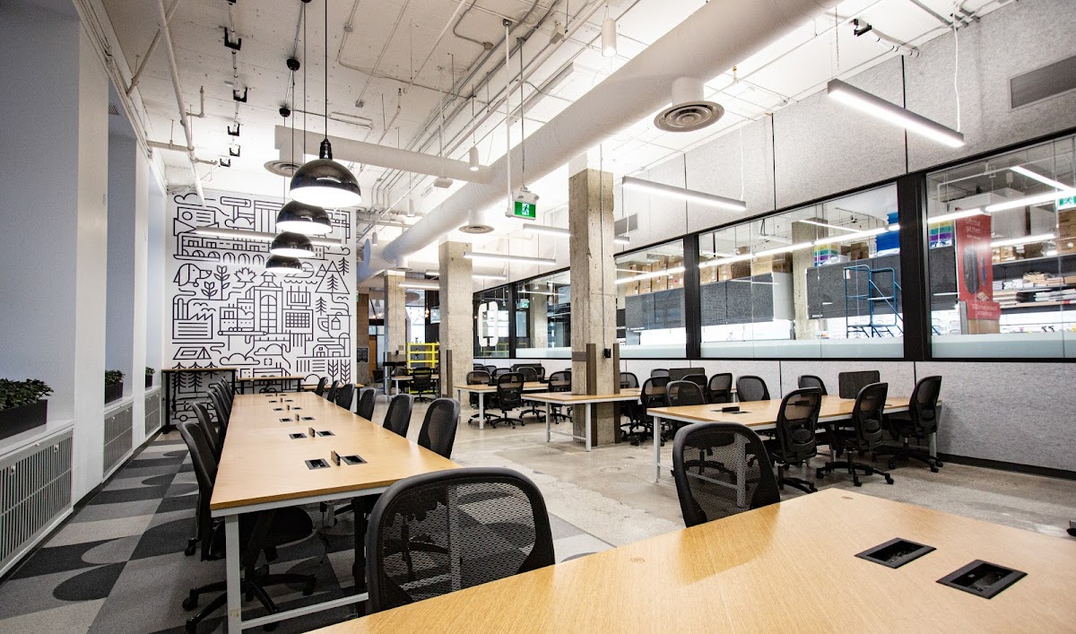 Staples Studio Toronto - University Ave Coworking Space
