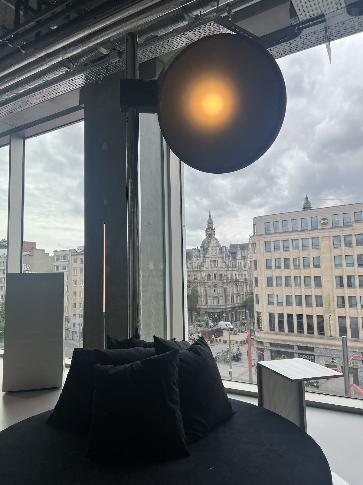 Silversquare Antwerp Tower - coworking space in Antwerpen 4