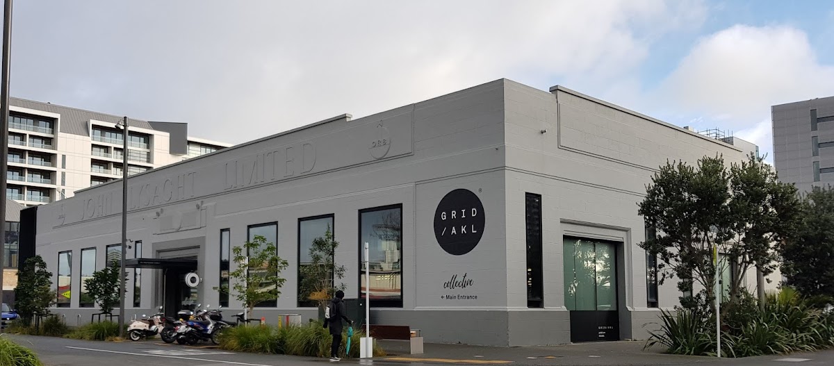 GridAKL / John Lysaght Startup Coworking space