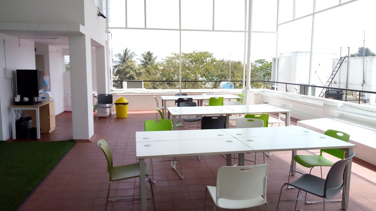 Wolfpack Workspaces- Coworking Space| Conference Room| Meeting Room|Virtual Office|Event space 3
