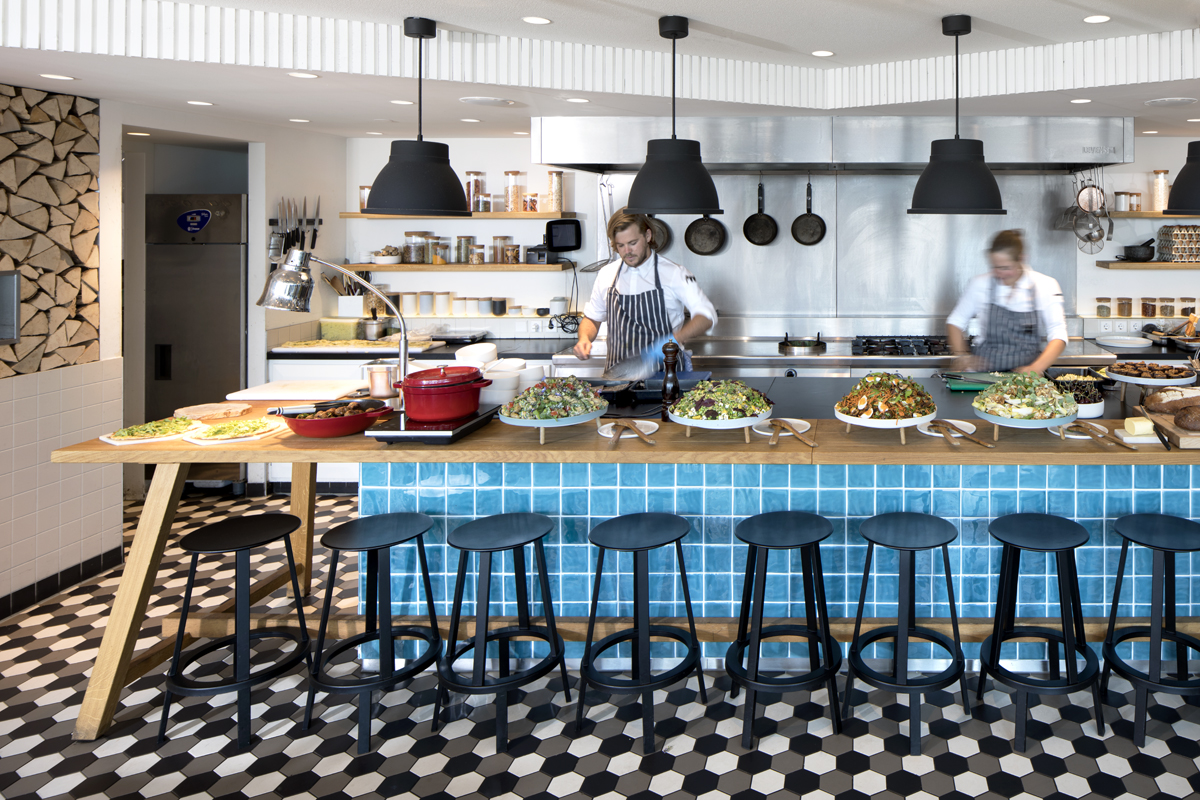 WorkZoku: Rooftop Coworking Space by Zoku Amsterdam 3