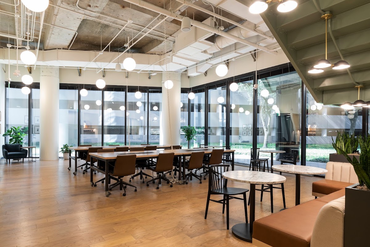 Common Desk - Westchase 3