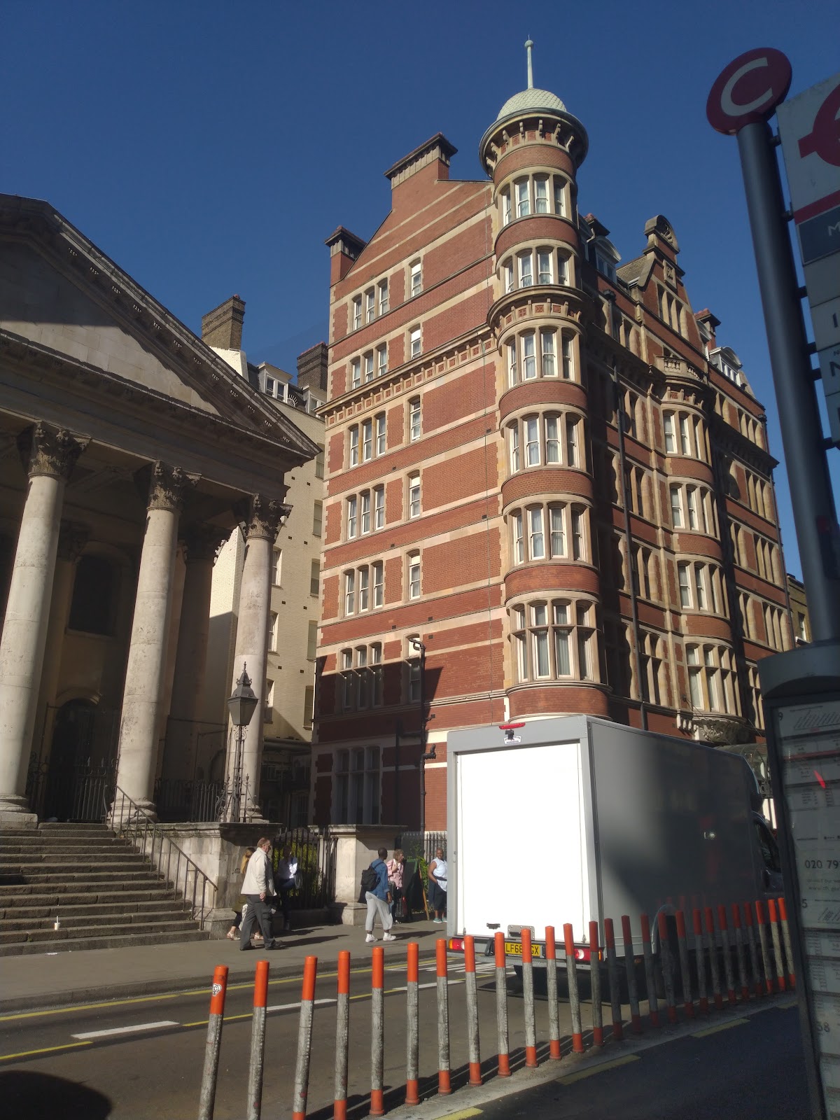 Fora - The Bloomsbury Building 3