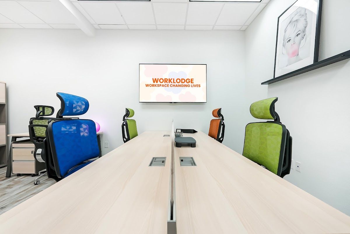 WorkLodge Private Office & Coworking 3