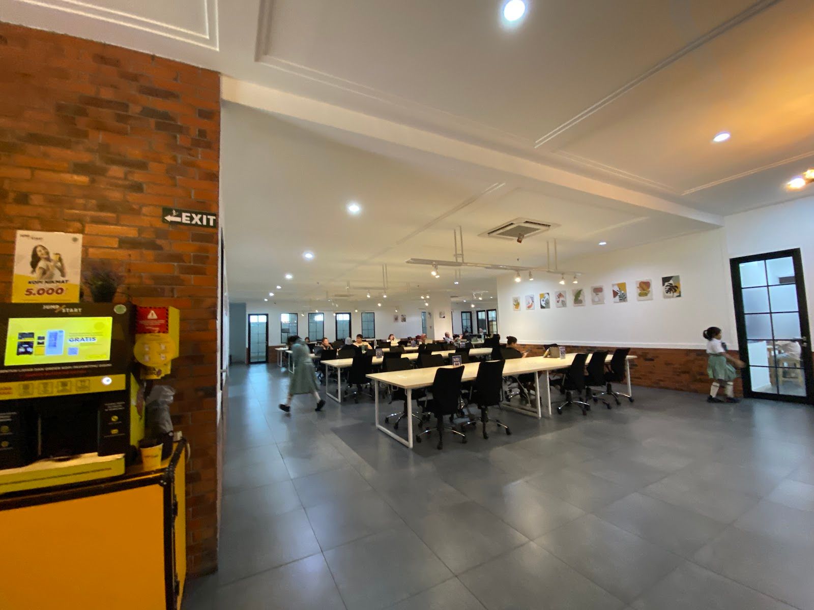 Point Lab Coworking Space - Jakarta 3