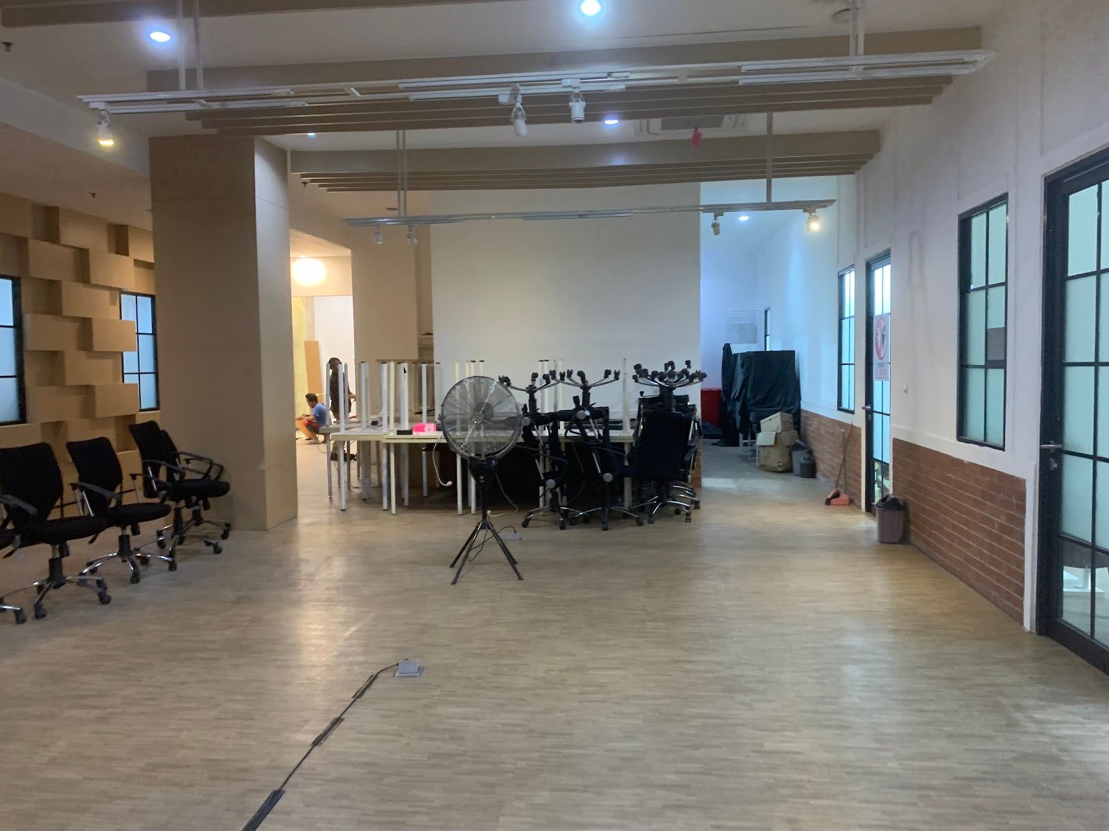 Point Lab Coworking Space - Jakarta 4