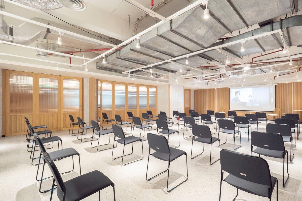 GoWork Central Park - Coworking and Office Space 4