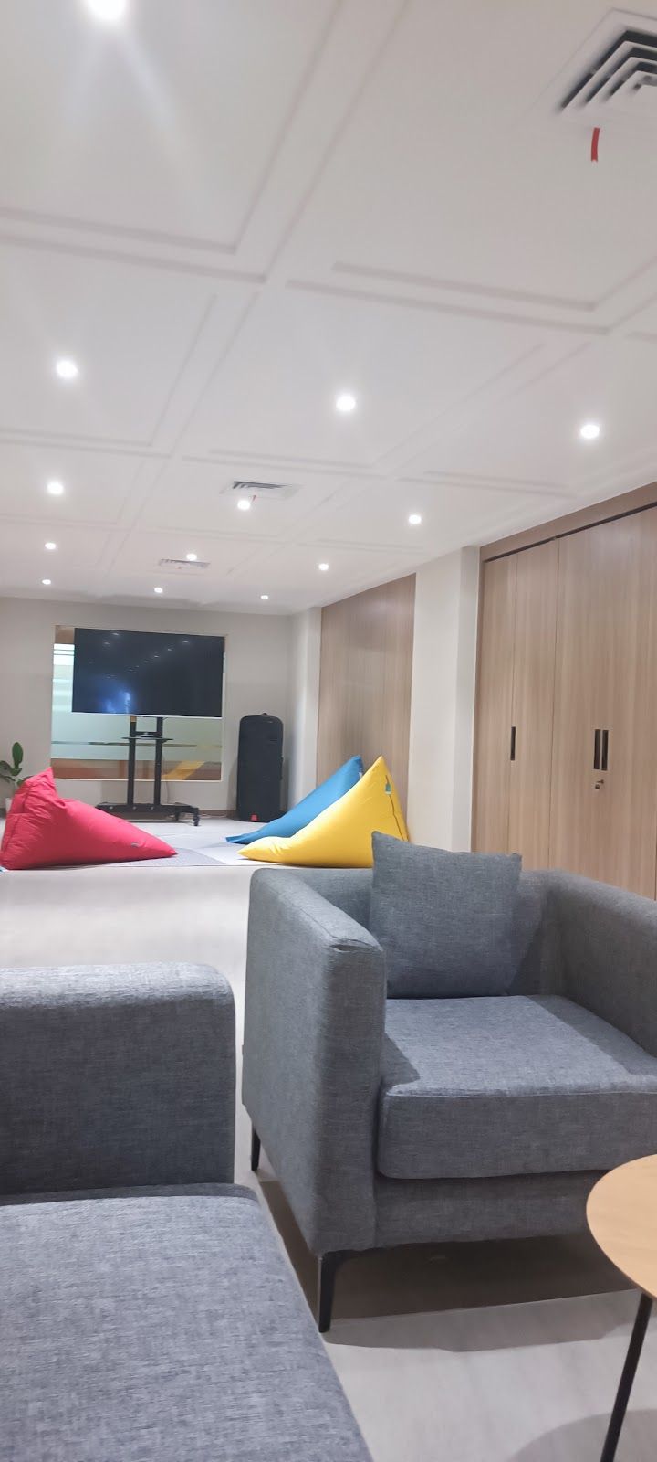 Four Zones Coworking Space Hotel Grand Sahid Jaya 4