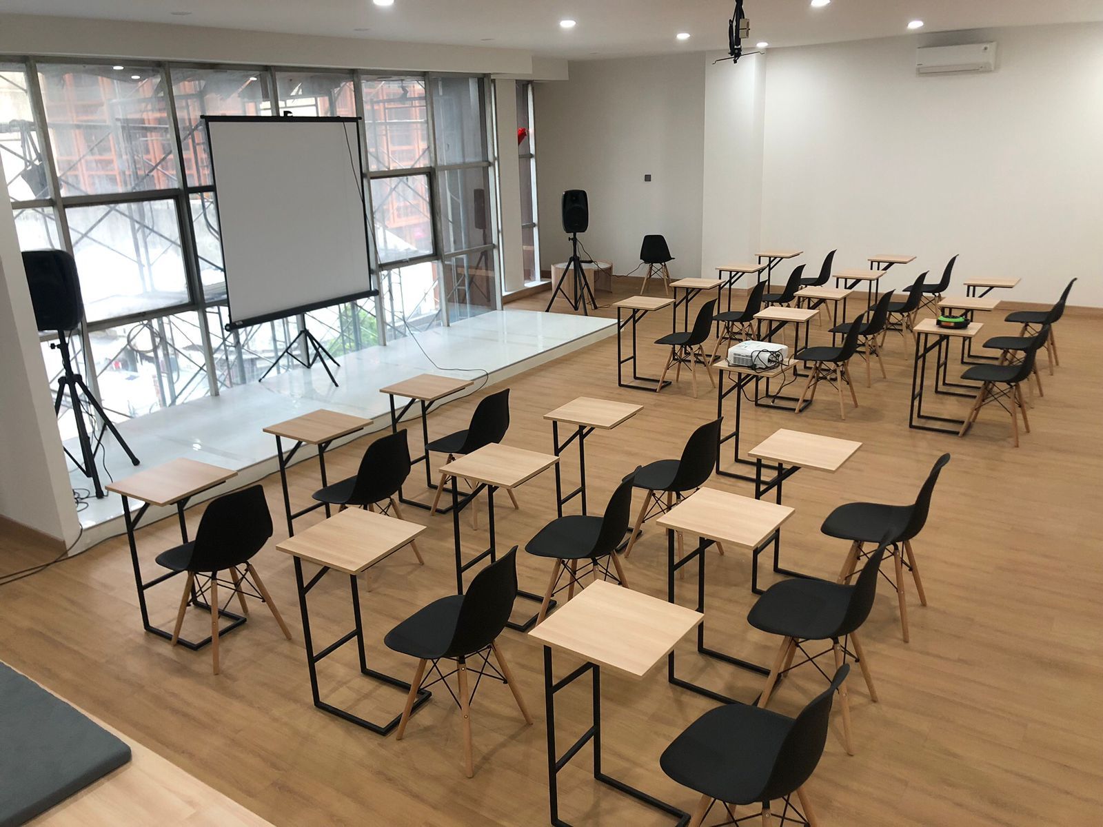 WU Hub Coworking Space Sabang 3