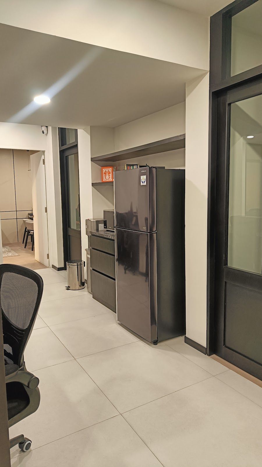 WEST 19 OFFICE SPACE 4