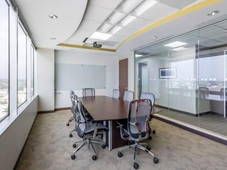 Regus - Los Angeles - Sepulveda Center 4