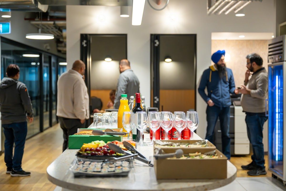 Czar Workspace - Office Space & Coworking 4