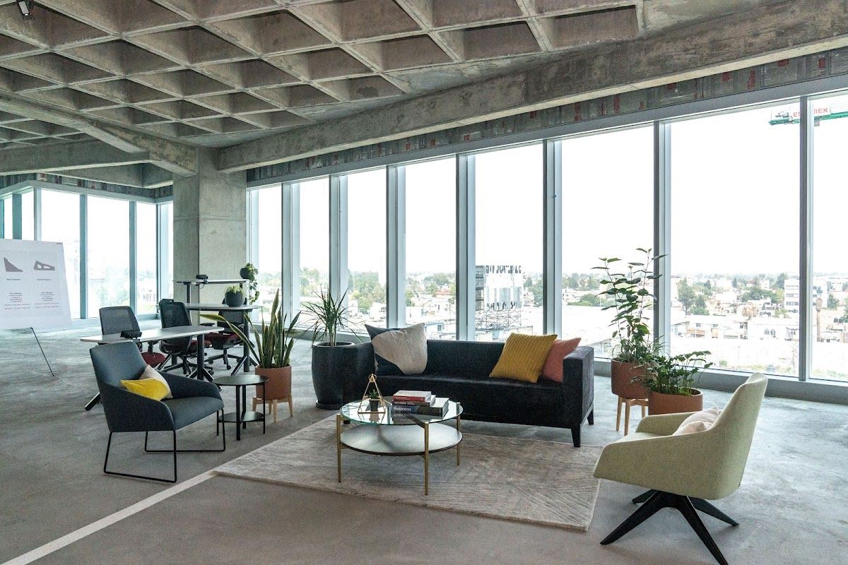 The Square at Corporativo Neuchatel 3
