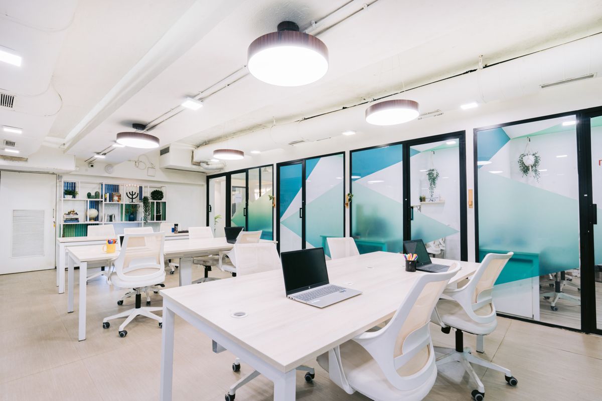 Plug N Work | Co-Working Space in Vile Parle West