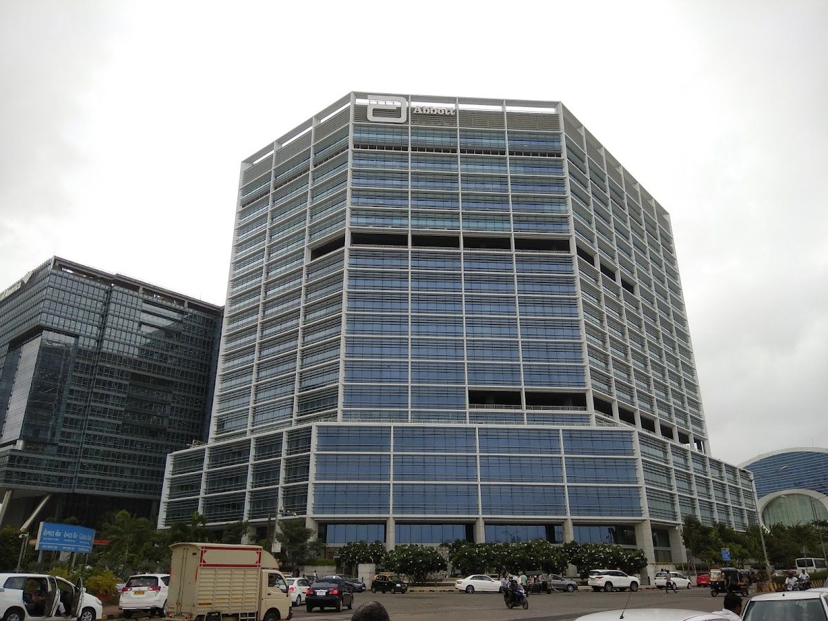 WeWork Enam Sambhav - Coworking & Office Space in BKC, Mumbai 3