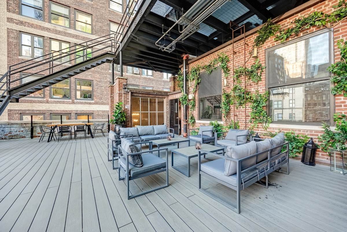 OASIS by Workville - Conference Center & Corporate Events, Flex Office, Meeting Space Venue & Rooftop