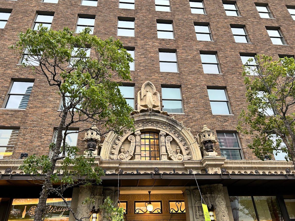 Signature大阪 ダイビル本館