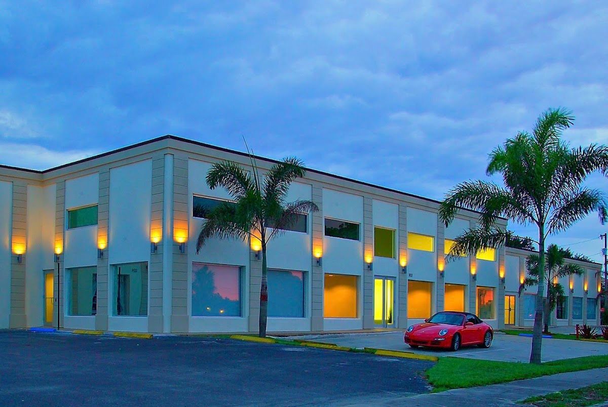 T.W.E.L.V.E TWENTY TWO OFFICES 3
