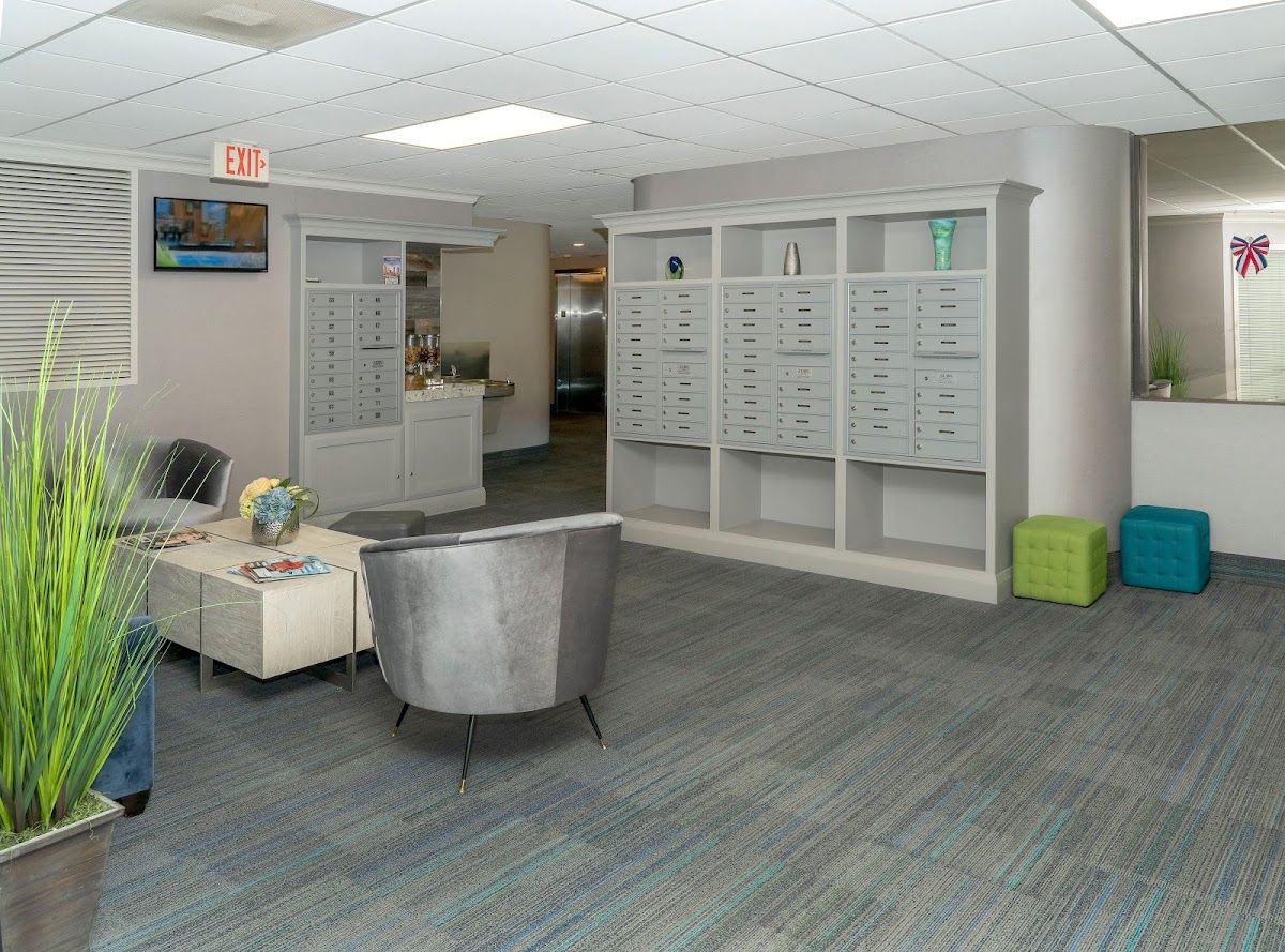 Signature Workspace Dale Mabry 3
