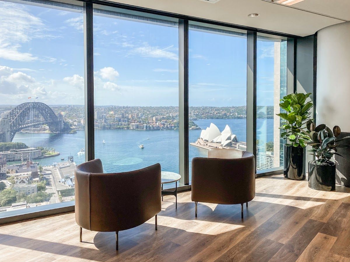 The Executive Centre - Salesforce Tower | Coworking Space & Flexible Office Space 3