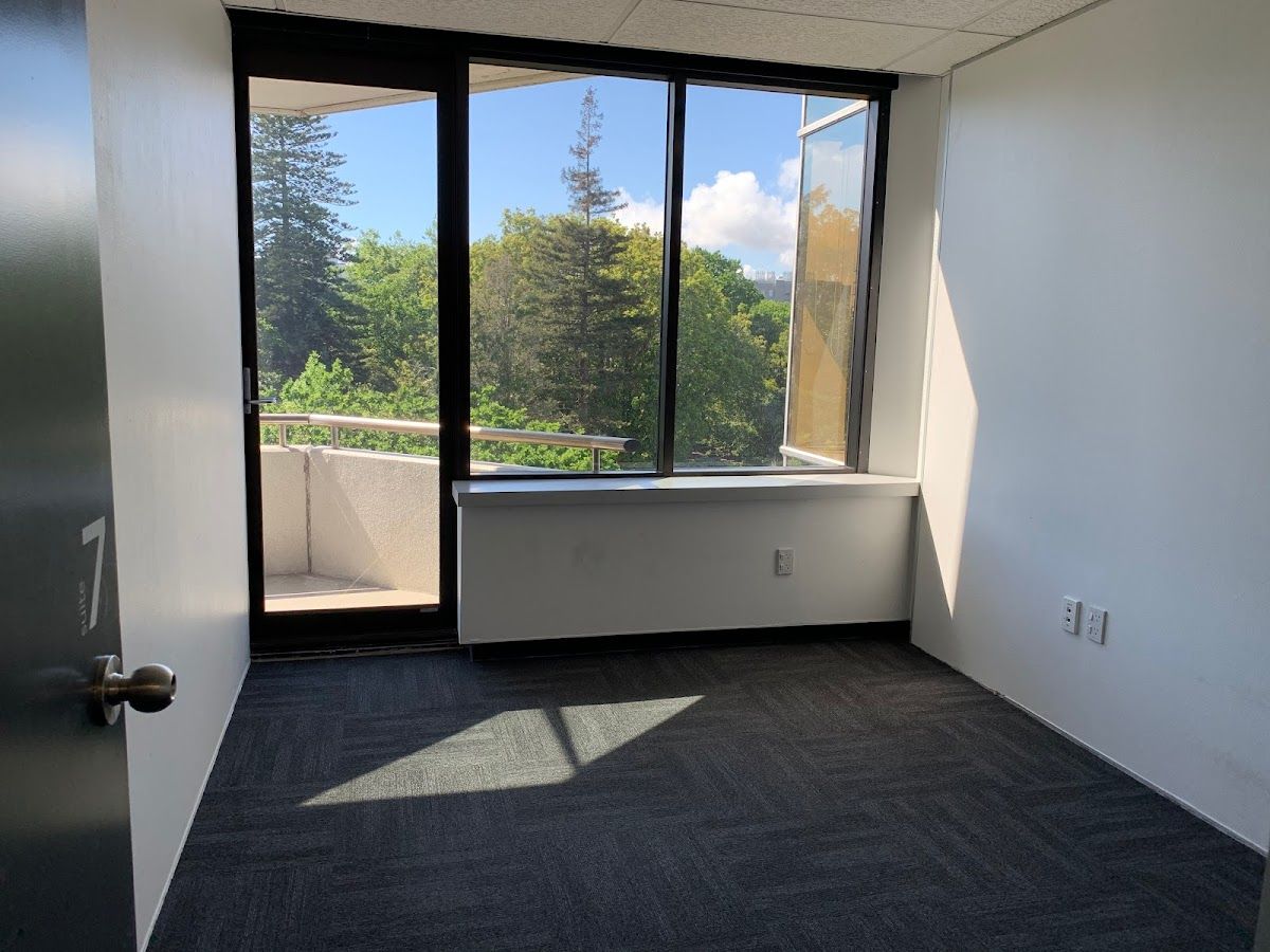 Professional Offices on Kitchener St 4
