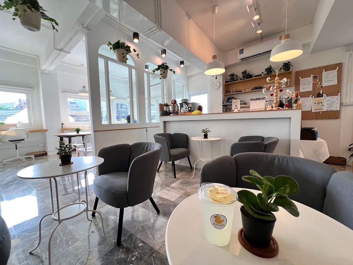 Ducky Space Sathorn | Coworking Space/Cafe 3