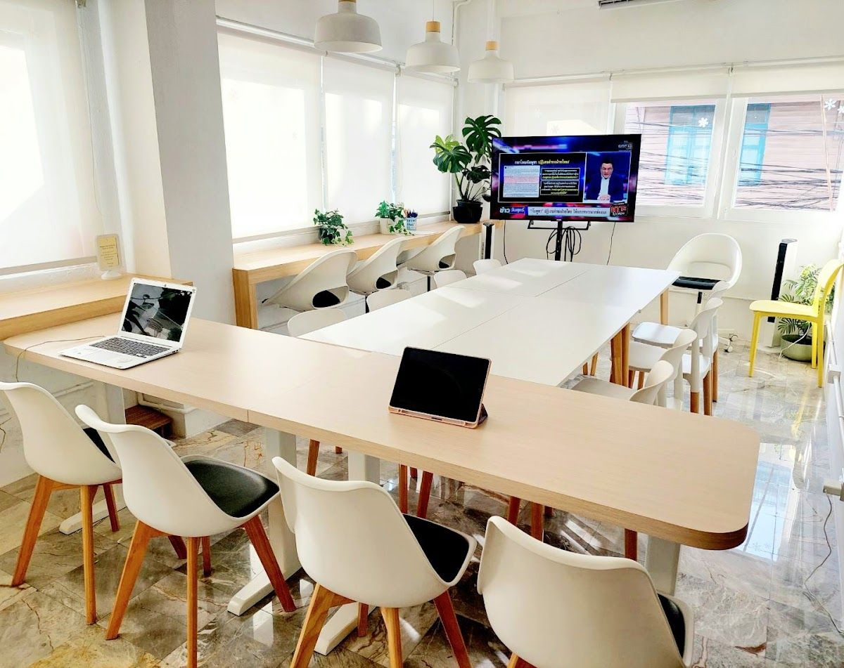 Ducky Space Sathorn | Coworking Space/Cafe 4