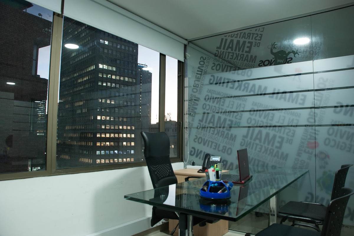ViaVoz Centro Empresarial Alquiler de Oficinas, Coworking, Servicio de Secretaria Virtual