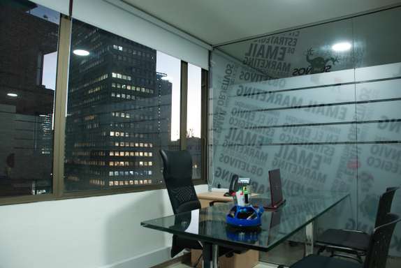 ViaVoz Centro Empresarial Alquiler de Oficinas, Coworking, Servicio de Secretaria Virtual