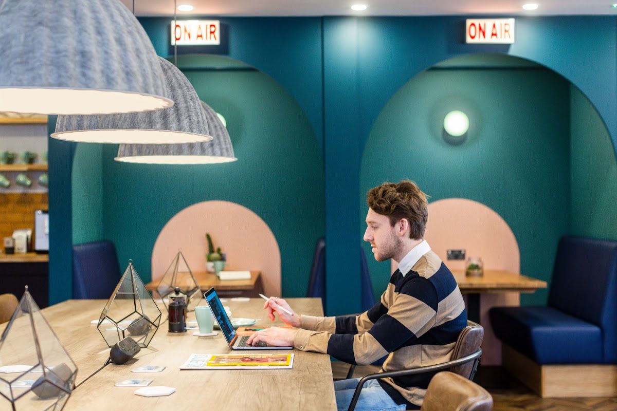 Coworking Space at Your Apartment - Clifton Village