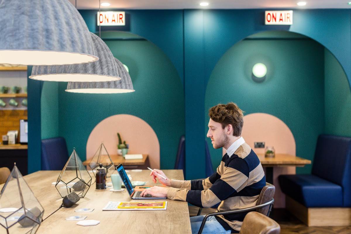 Coworking Space at Your Apartment - Clifton Village