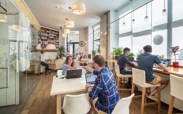 KAPTÁR coworking - közösségi iroda, tárgyaló bérlés, workshop helyszín
