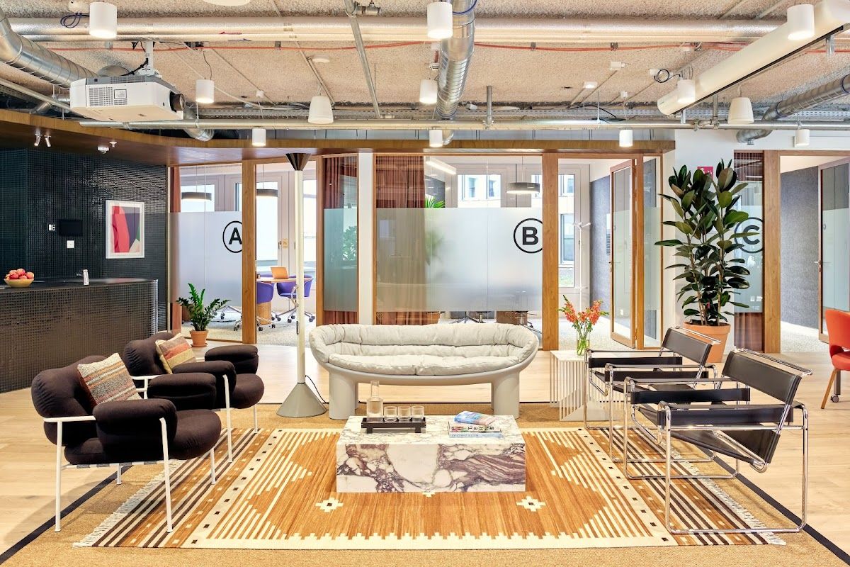 WeWork - Rudolfplatz - Private Büroflächen und Coworking 4