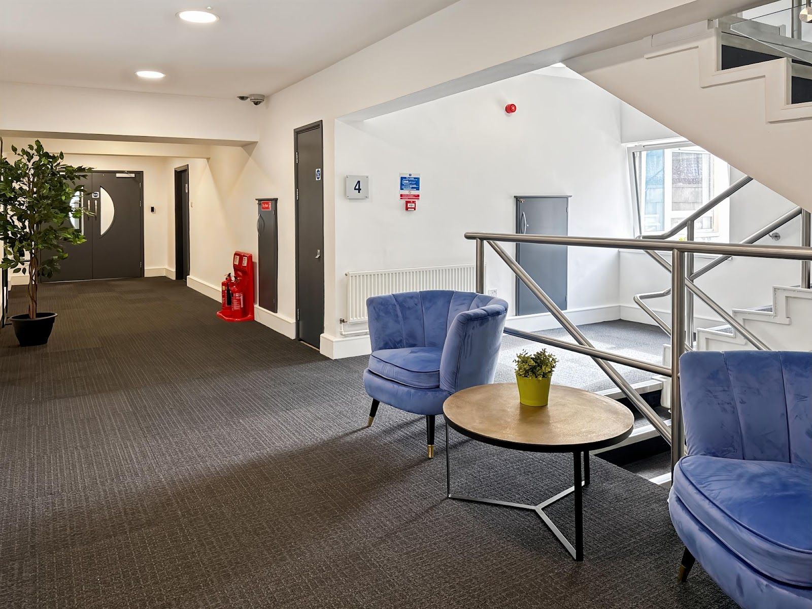 Regus - Edinburgh Princes Street 4