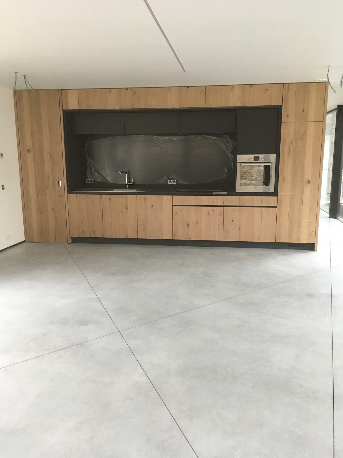 HUIS19 4
