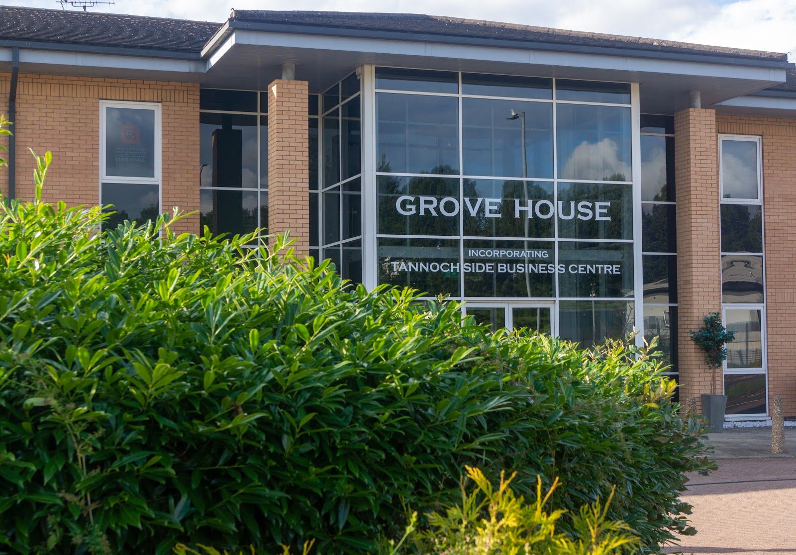 Quintessential Offices Serviced Offices - Uddingston - Grove House
