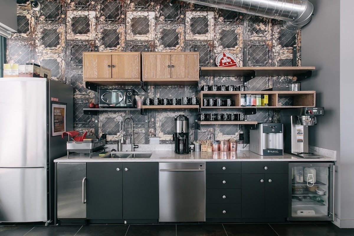 WeWork Office Space & Coworking 4