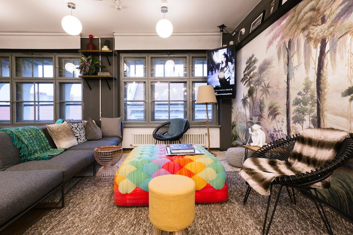 WeWork - Neue Schönhauser Straße - Private Büroflächen und Coworking 3