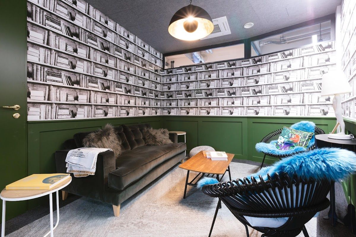 WeWork - Neue Schönhauser Straße - Private Büroflächen und Coworking 4