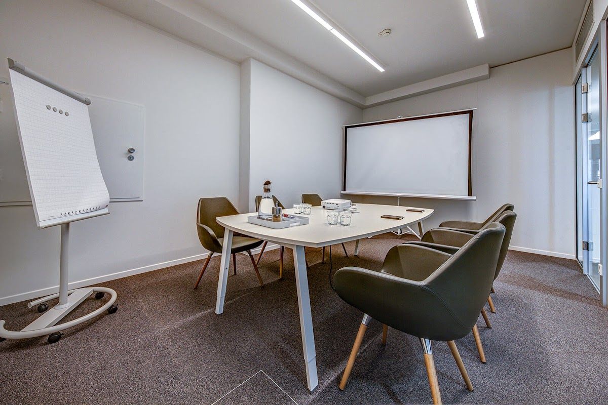 Work Republic Coworking Business Center 4