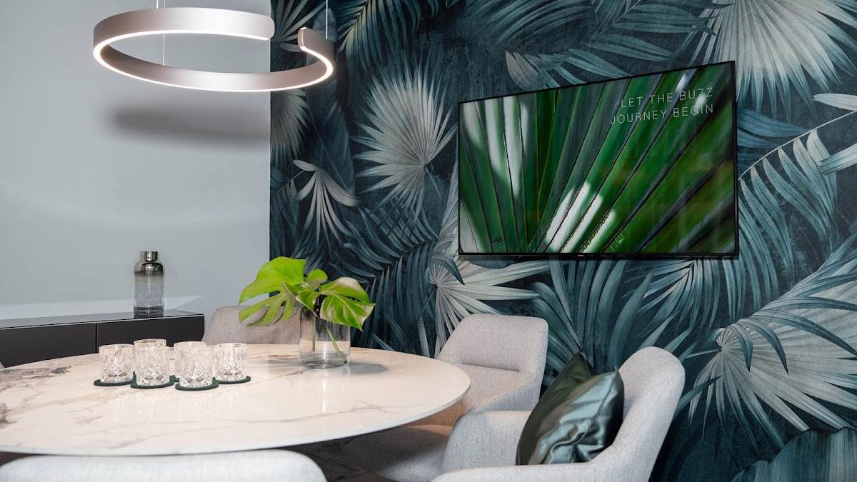 BUZZINLAB - The Club Office & Eventlocation