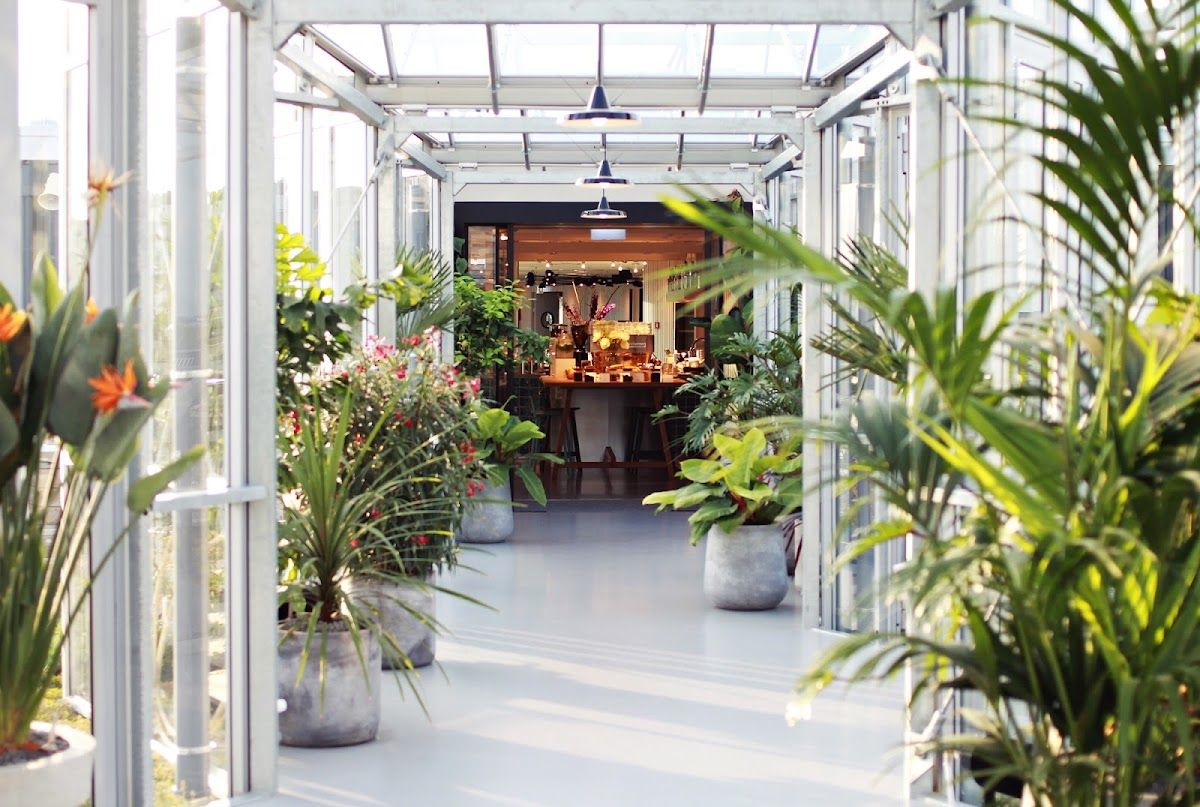 WorkZoku: Rooftop Coworking Space by Zoku Amsterdam 4