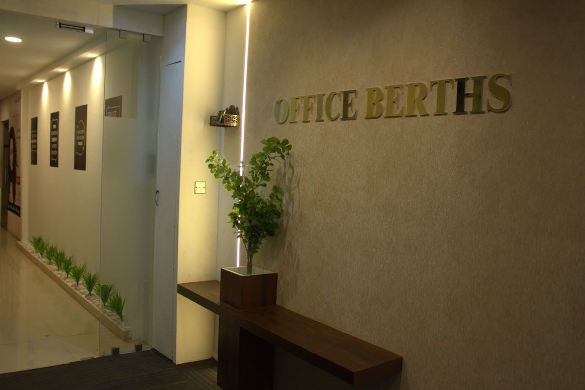 Office Berths Co-Working Space 4
