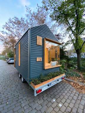 TINY SPACE