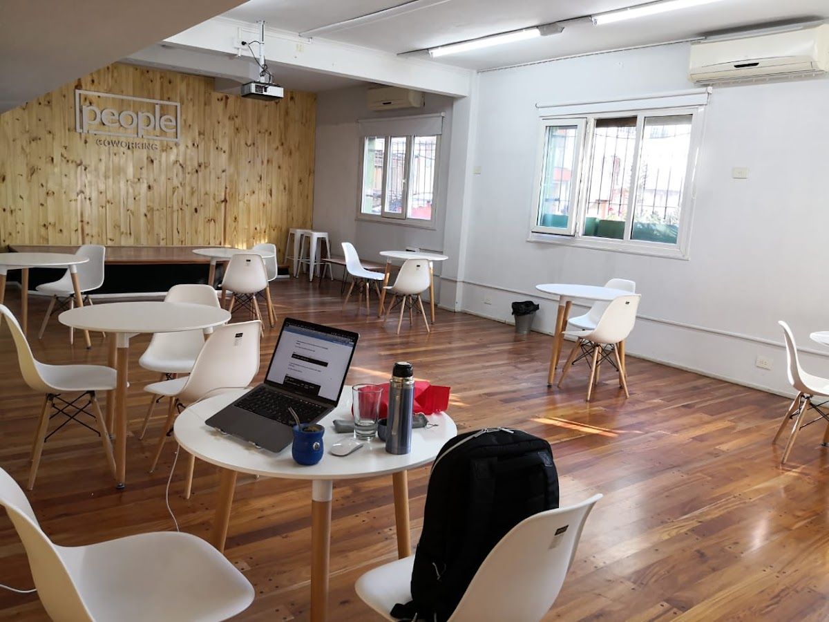 People Coworking 3