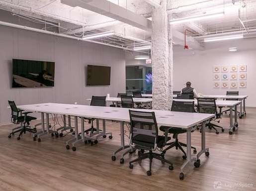 350 Coworking at 350 North Orleans