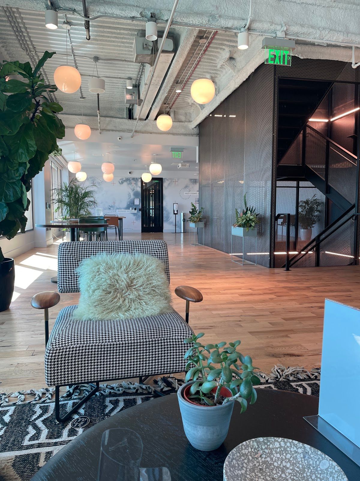 WeWork Office Space & Coworking 3