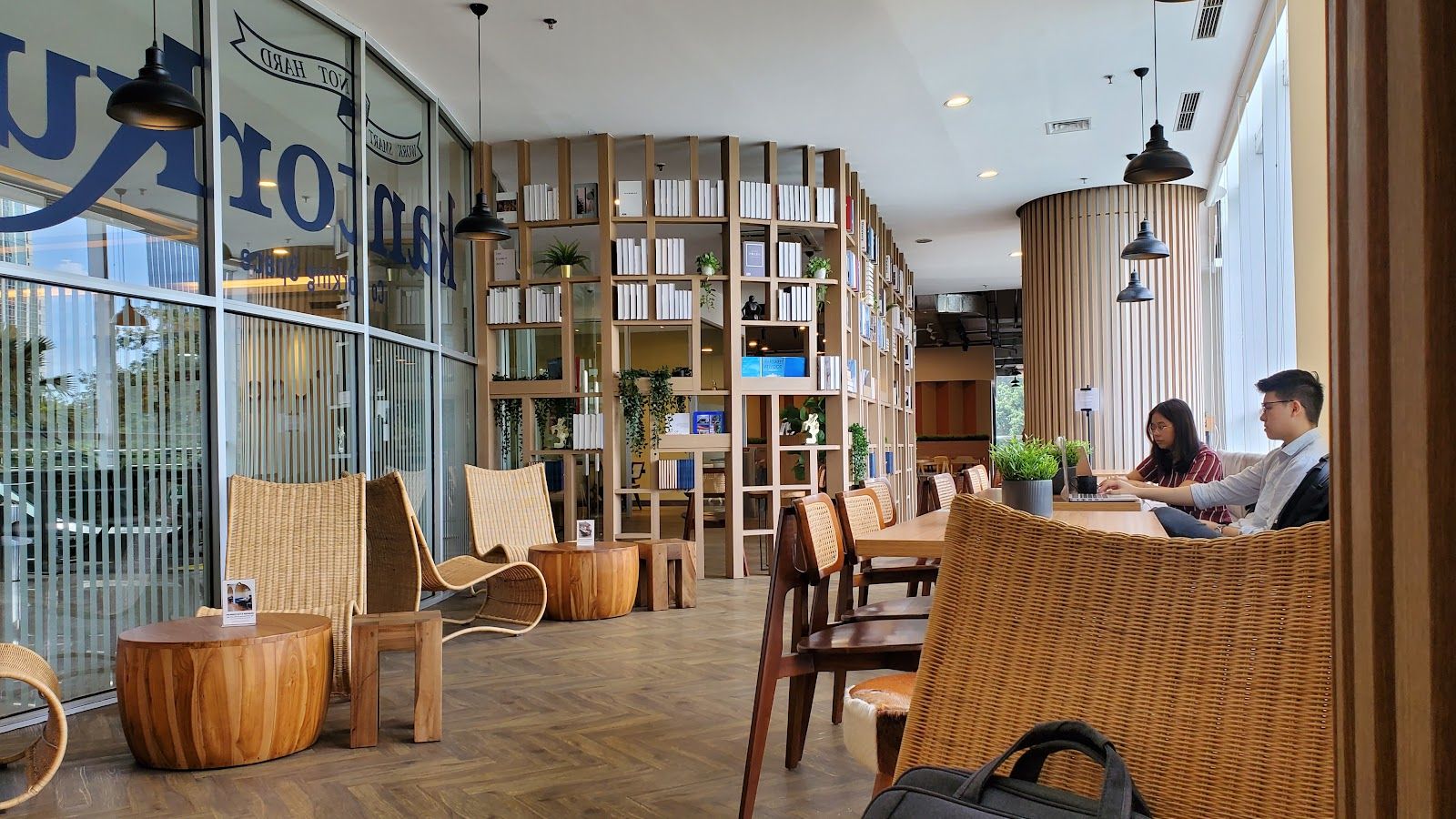 Kantorkuu Coworking & Office Space Citywalk Sudirman 3