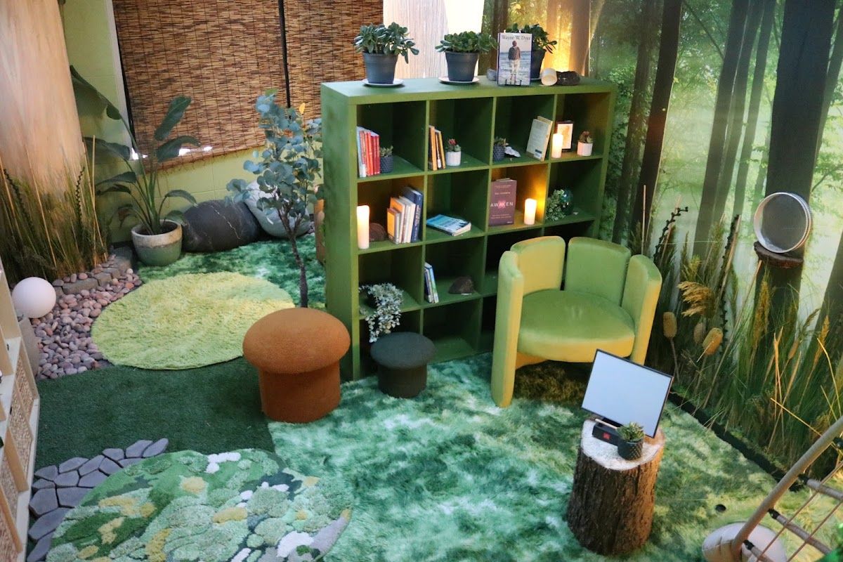 The Meeting Place 4