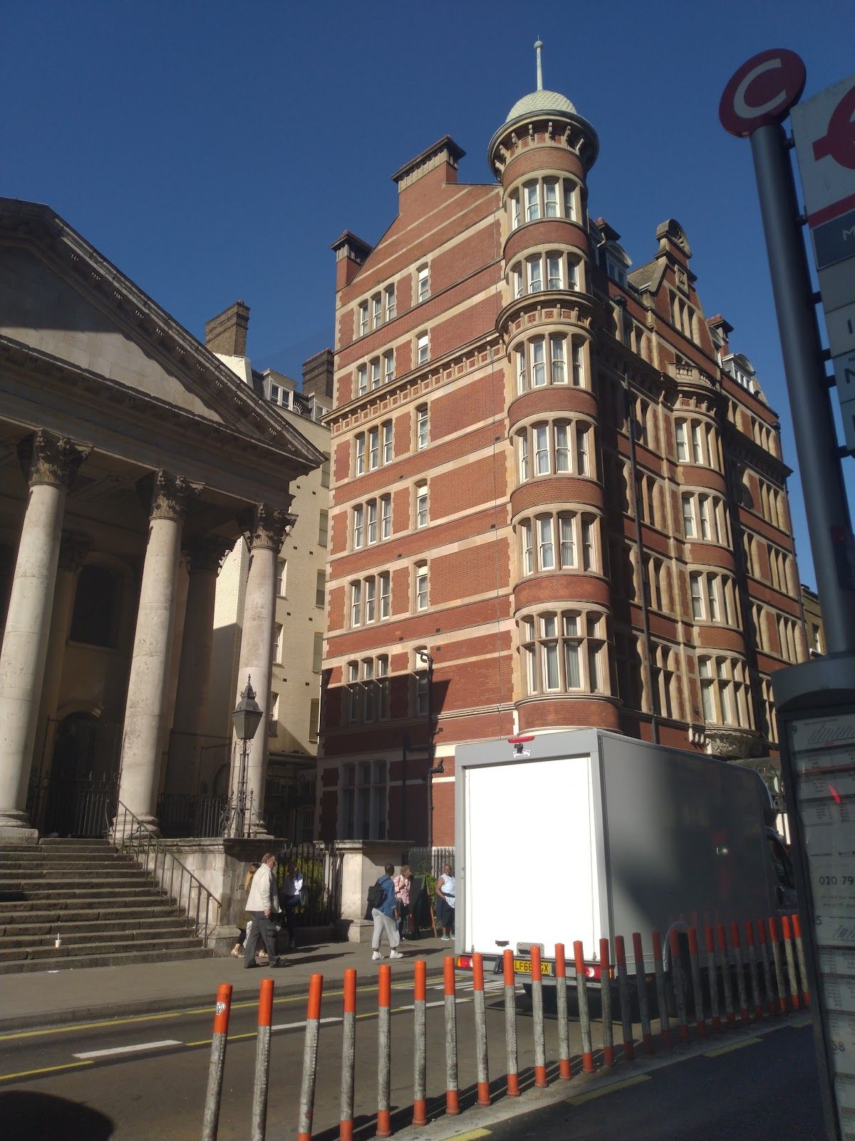 Fora - The Bloomsbury Building 3